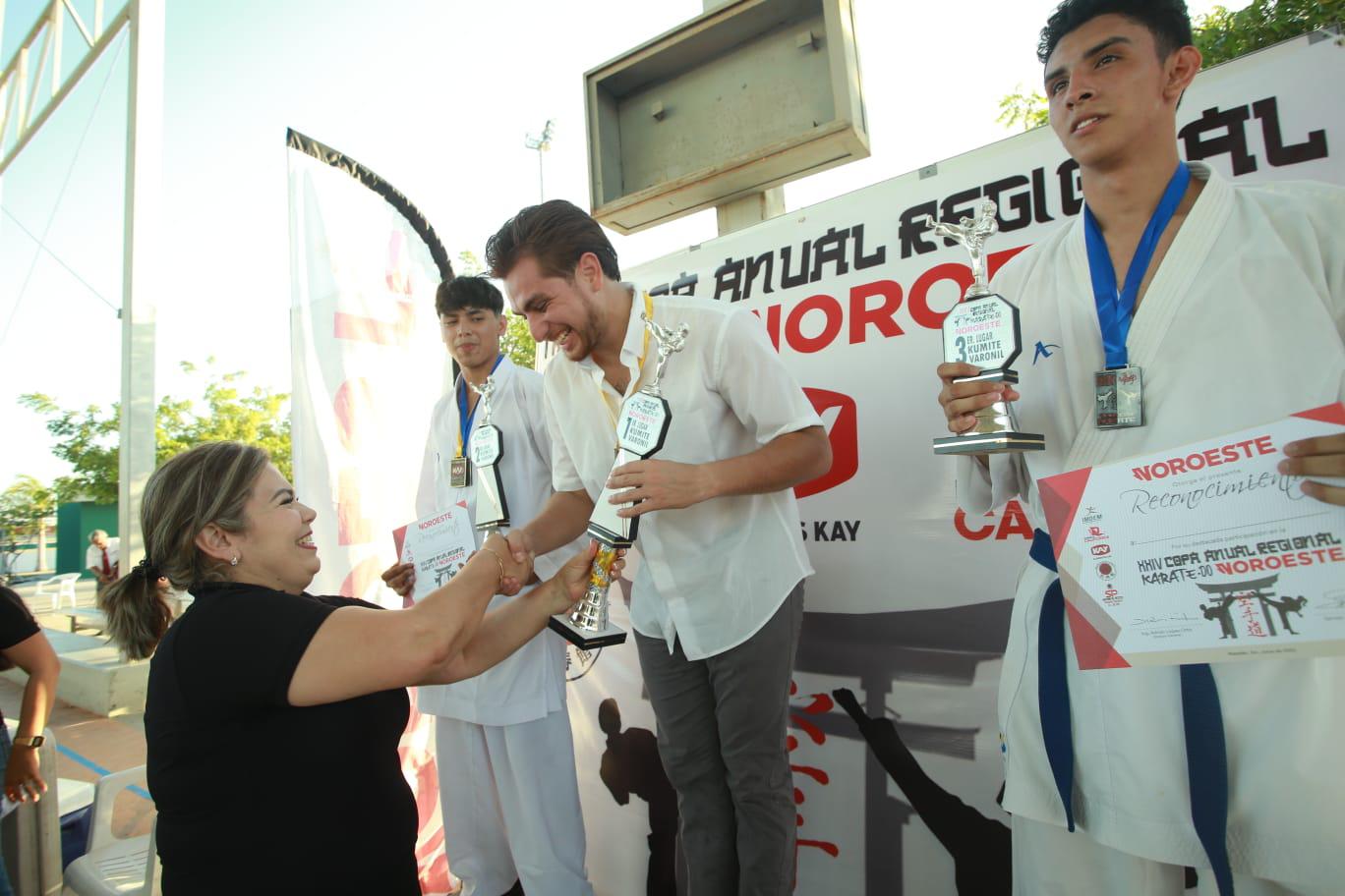 $!Domina Jesús Moreno el tatami en cintas negras de Copa Noroeste