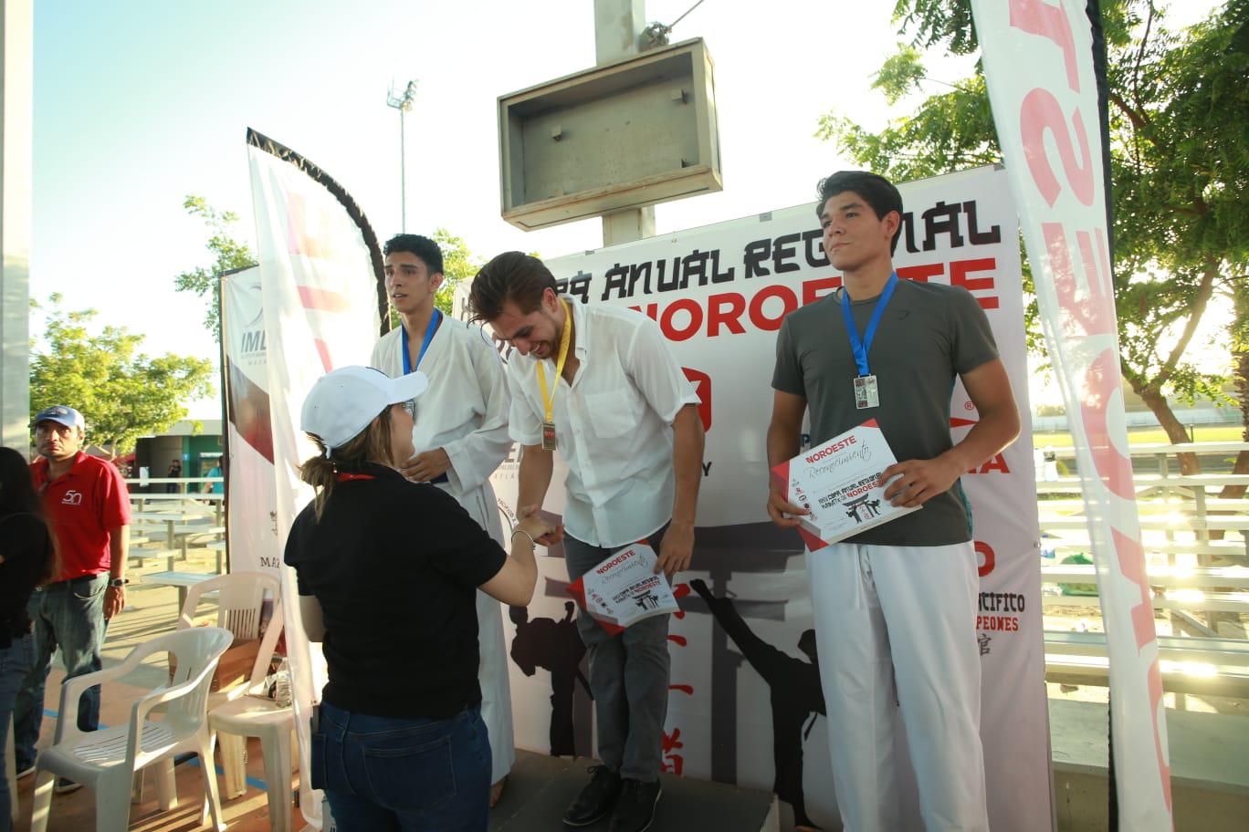 $!Domina Jesús Moreno el tatami en cintas negras de Copa Noroeste