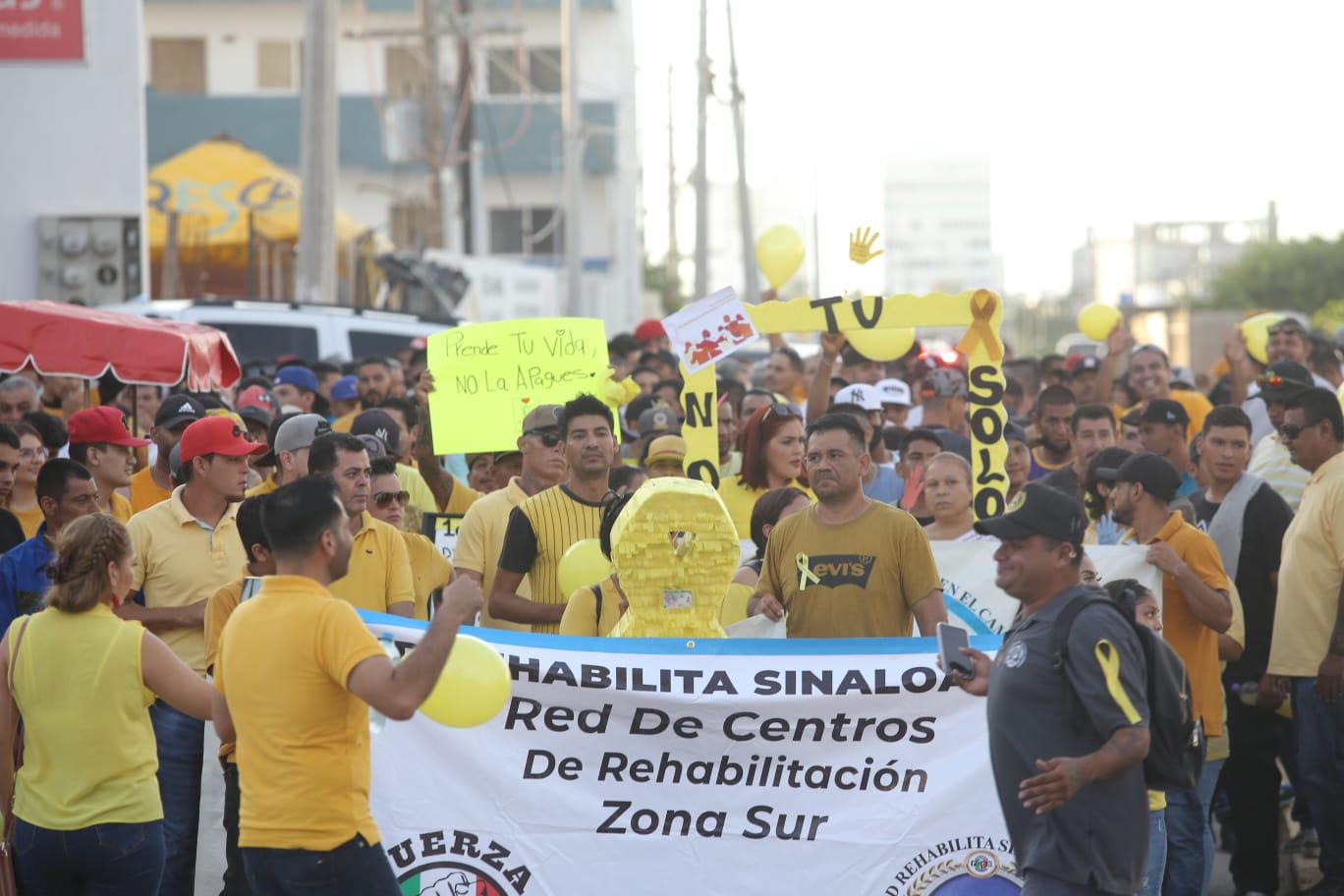 $!Realizan marcha en Mazatlán en el Día Mundial de la Prevención del Suicidio