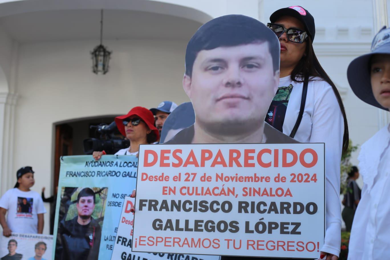 $!Madres buscadoras de Culiacán convierten su celebración en marcha por sus desaparecidos
