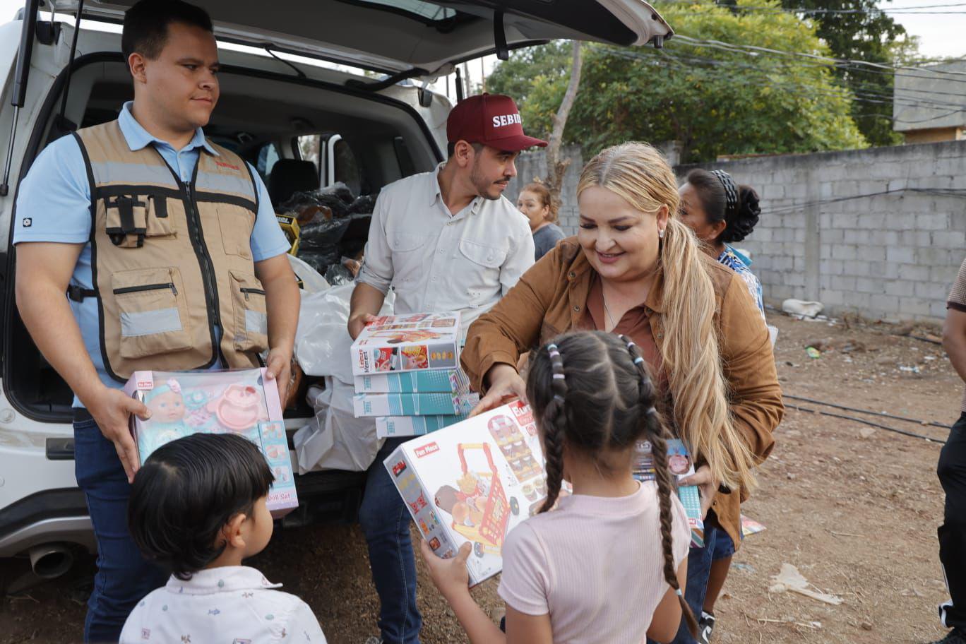 $!Habilitan refugio en el Gimnasio María del Rosario Espinoza para familias desplazadas en Culiacán