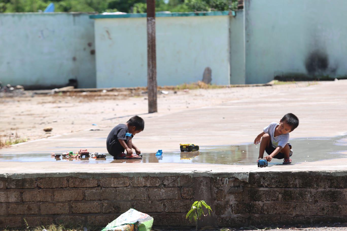 $!Por lluvias e inundaciones, evacuan a 40 familias en Elota