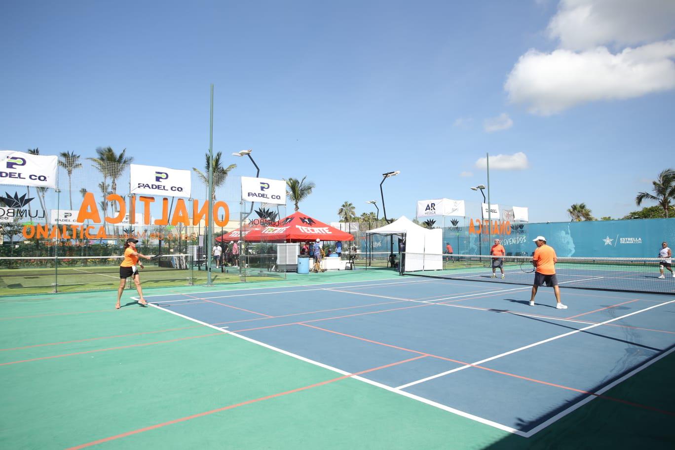 $!Dupla de Batarse y Vázquez muestra contundencia en Torneo de Pádel