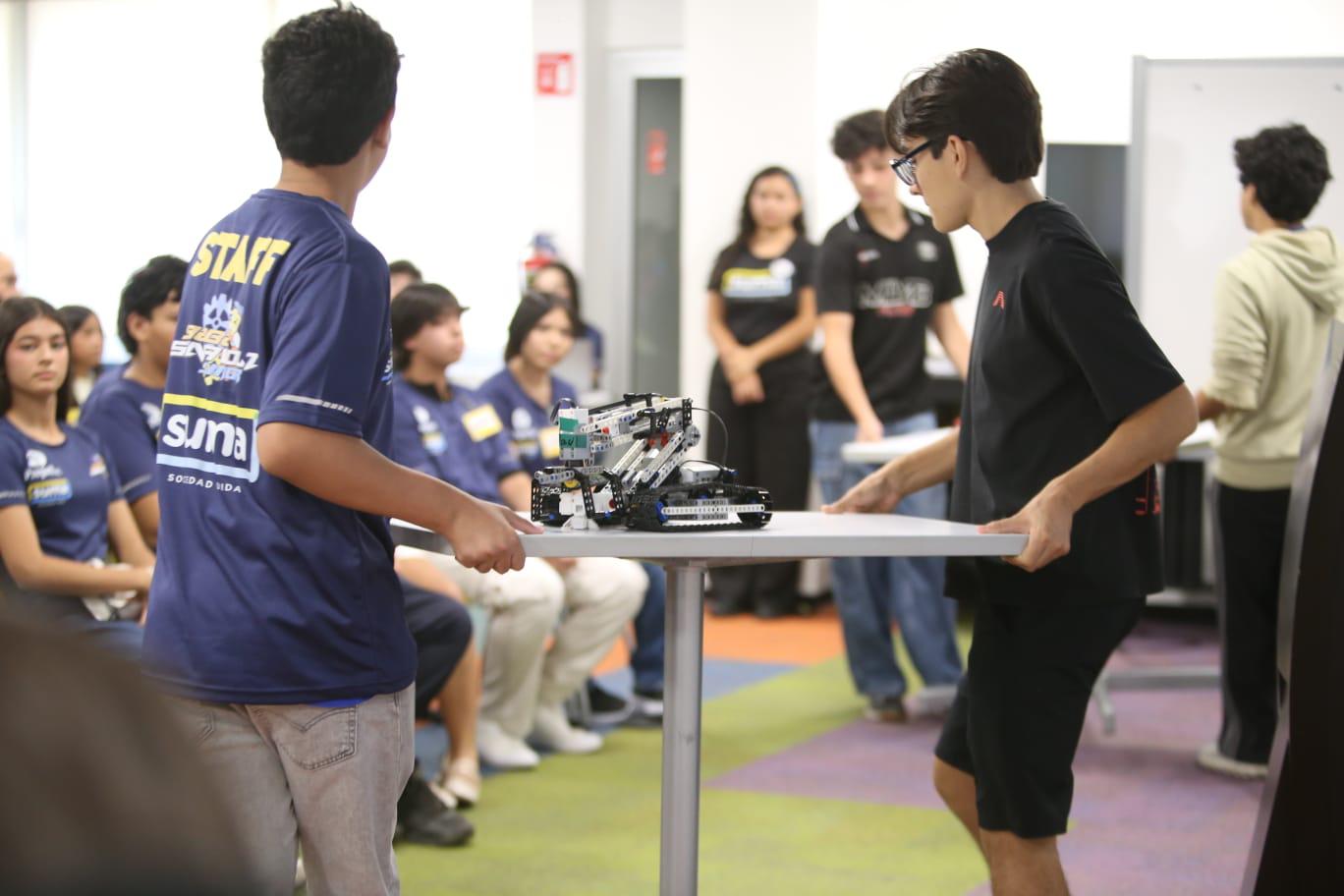 $!Concluye primera edición de Sinavolt Junior con apuesta por la tecnología y los valores.