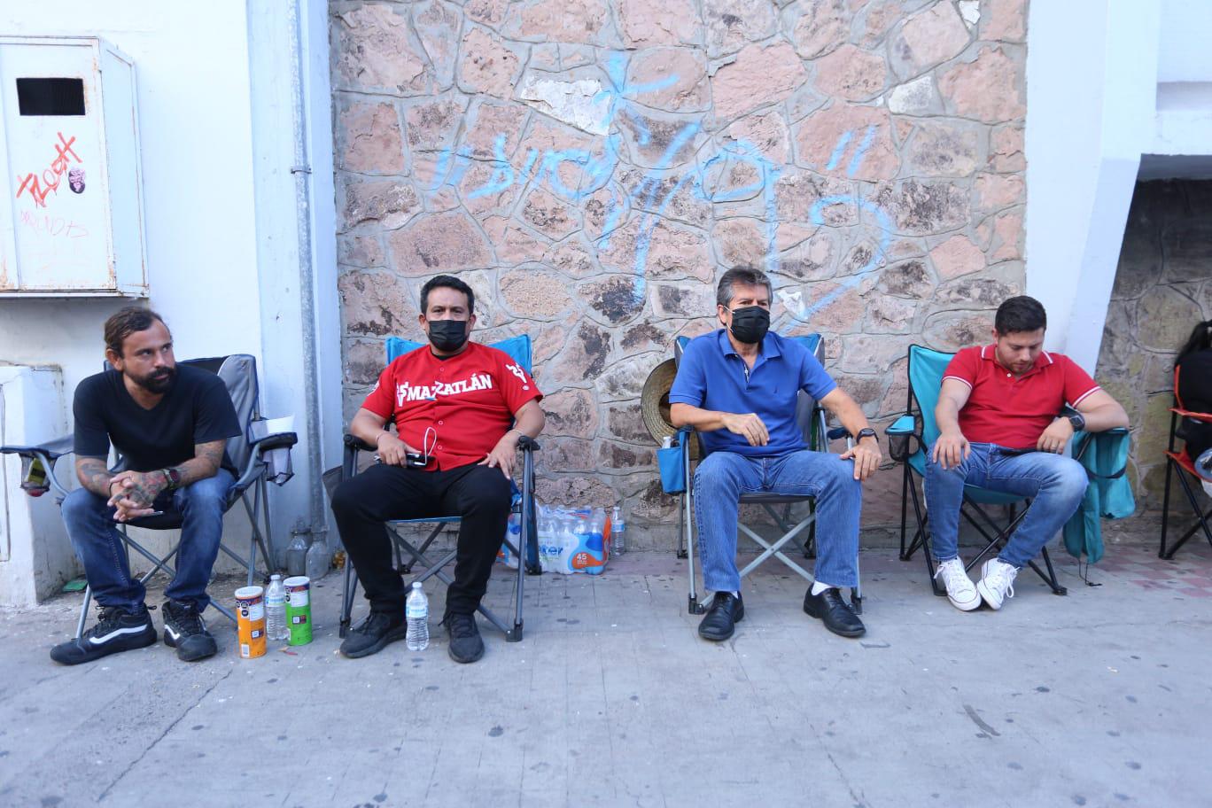 $!Mantienen trabajadores de Telmex paro laboral en Mazatlán; anuncia emplazamiento a huelga este jueves