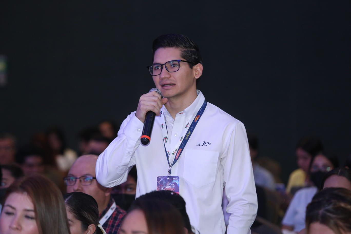 $!Enrique Coppel Luken destaca la importancia de las inversiones, la paz y la educación