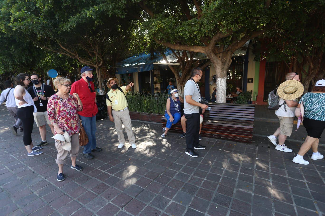 $!Turistas del crucero Majestic Princess disfrutan de los encantos de Mazatlán