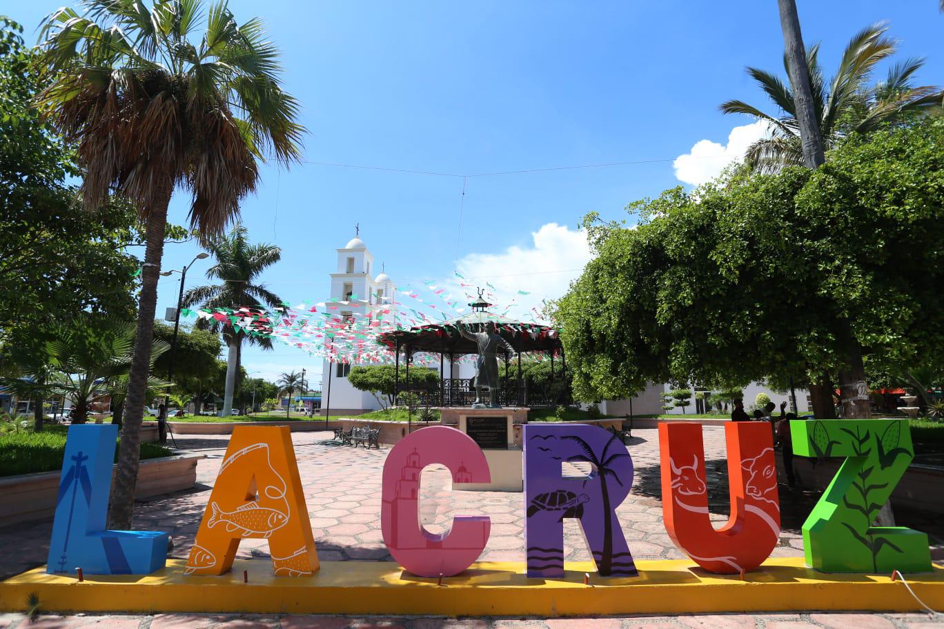 $!Por lluvias e inundaciones, evacuan a 40 familias en Elota