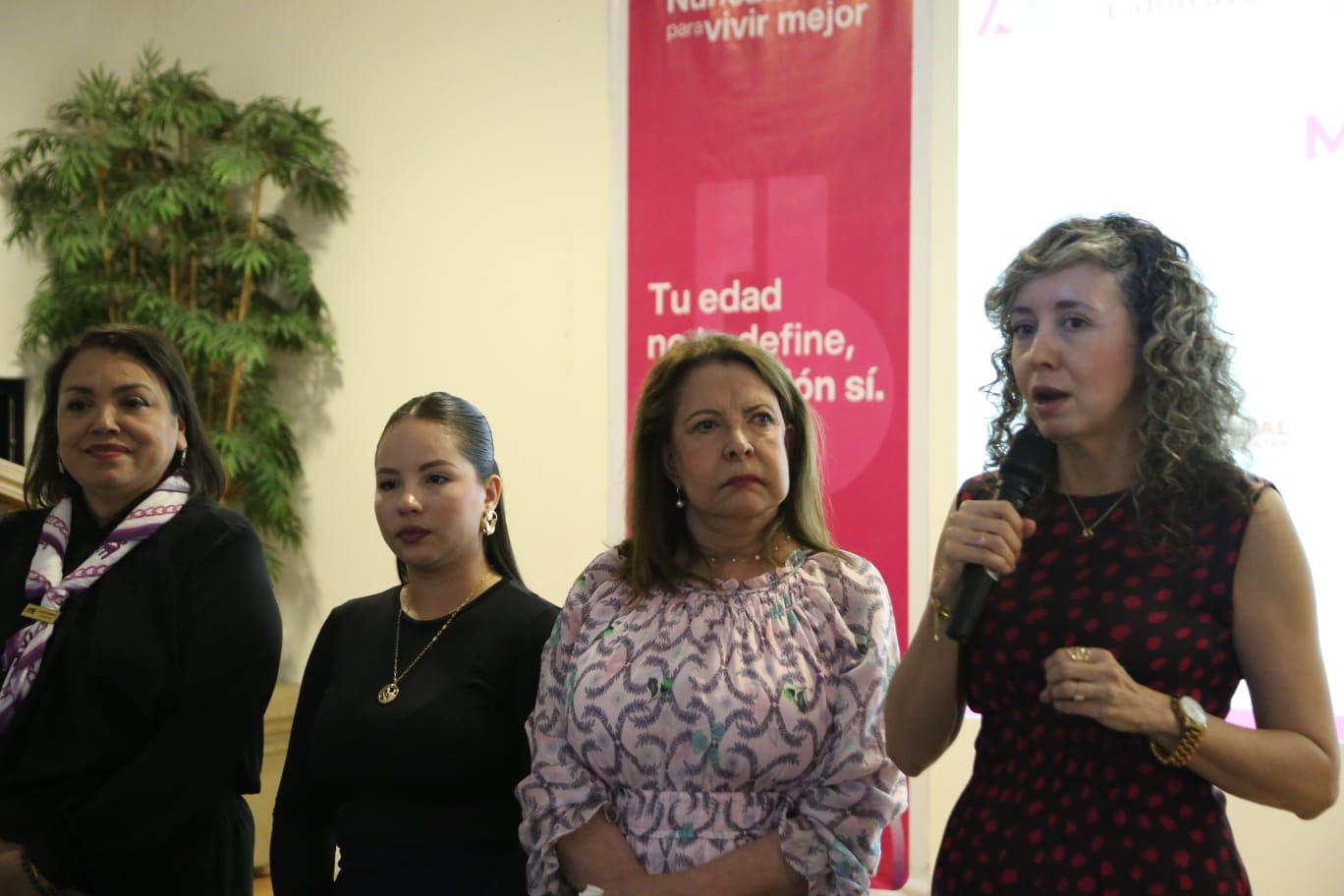 $!Delia Barraza pide a emprendedoras profesionalizar sus negocios: ‘A lo que no se le pone fecha, queda en una buena intención’