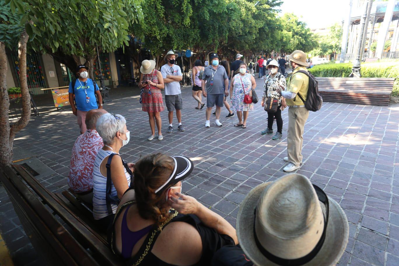 $!Turistas del crucero Majestic Princess disfrutan de los encantos de Mazatlán