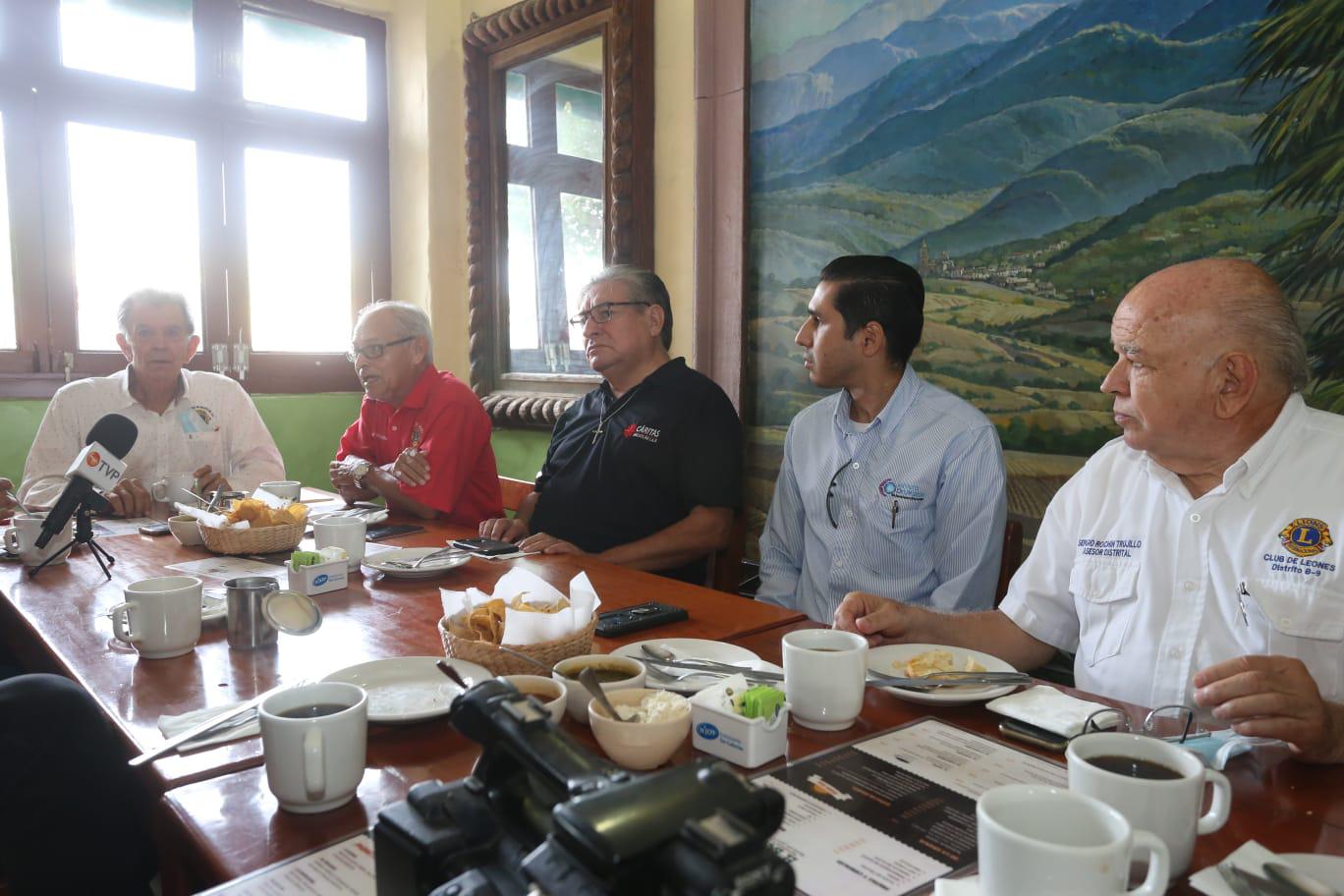 $!Organiza Club de Leones, Cáritas y Oftavisión campaña de prevención de ceguera por retinopatía diabética en Mazatlán