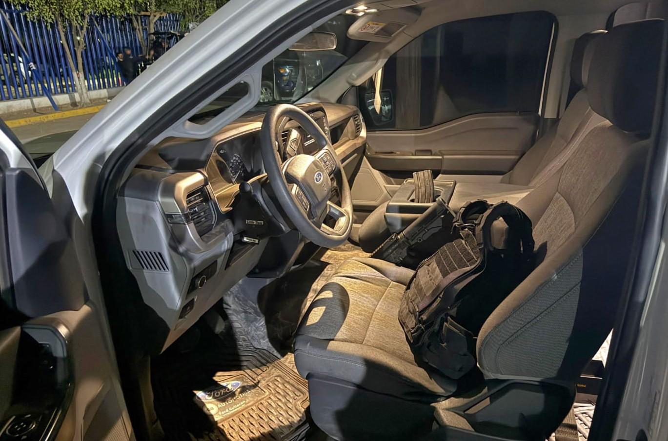 $!Policía Estatal asegura arsenal y vehículos modificados en Culiacán