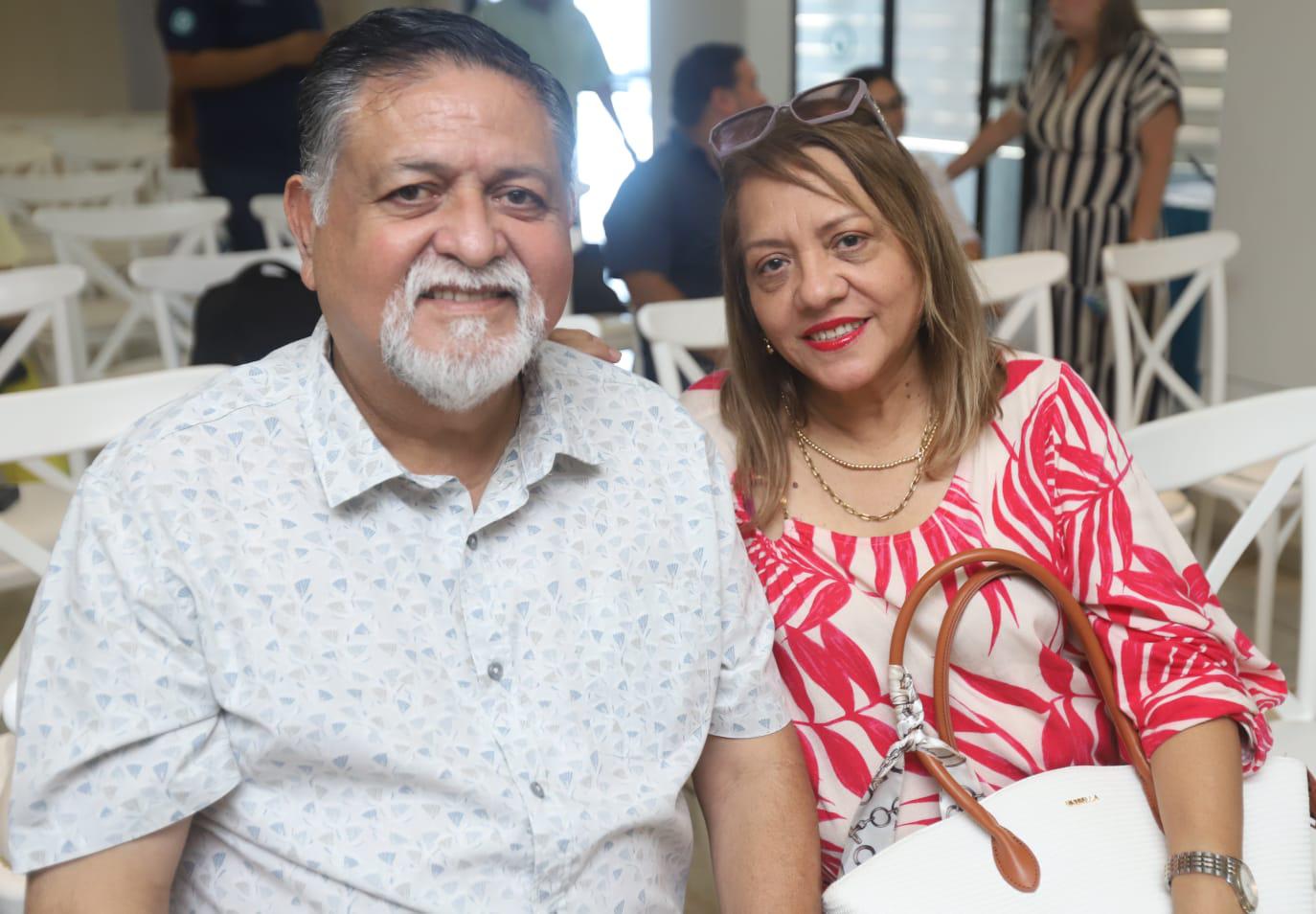 $!Daniel Zataráin y Aida Pasos.