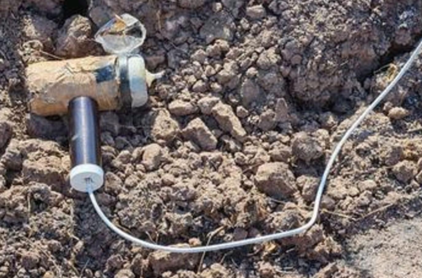 $!Operativo militar asegura explosivo y autos robados en Villa Juárez, Navolato