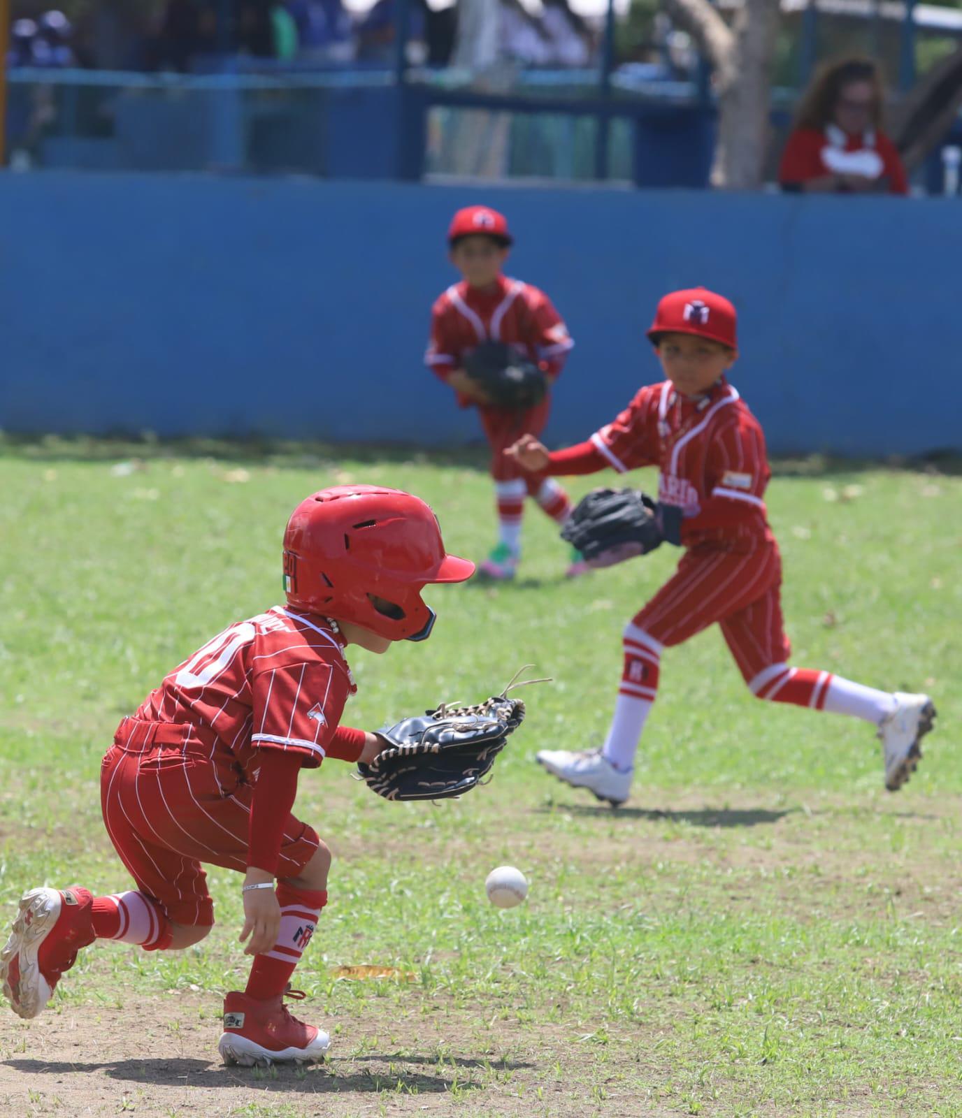 $!Liga Quintero Castañeda Azul arrasa en el Nacional Escuelita-Pastel 2026