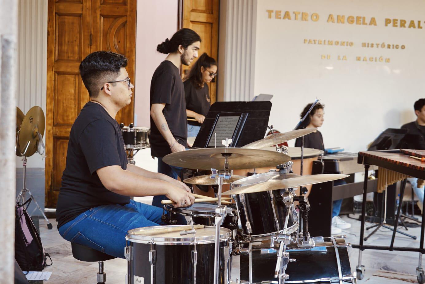 $!Los músicos ofrecieron un programa colmado de bandas sonoras de películas, videojuegos y series infantiles.