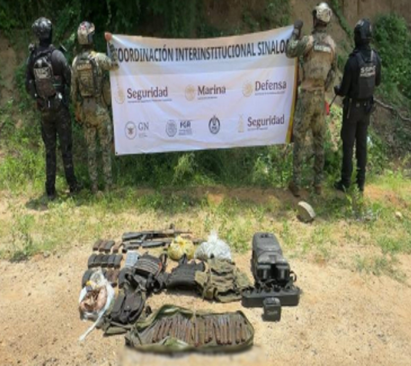 $!Aseguran armas y 49 artefactos explosivos en Las Iguanas, Concordia