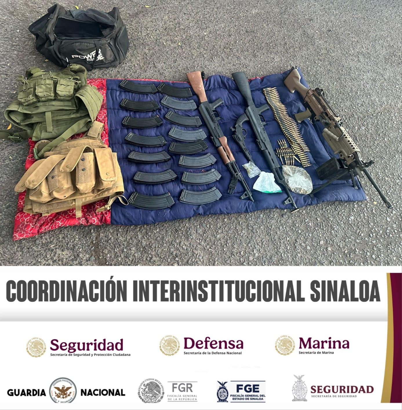 $!Hallan explosivos, armamento y equipo táctico en vehículo abandonado en la CNOP