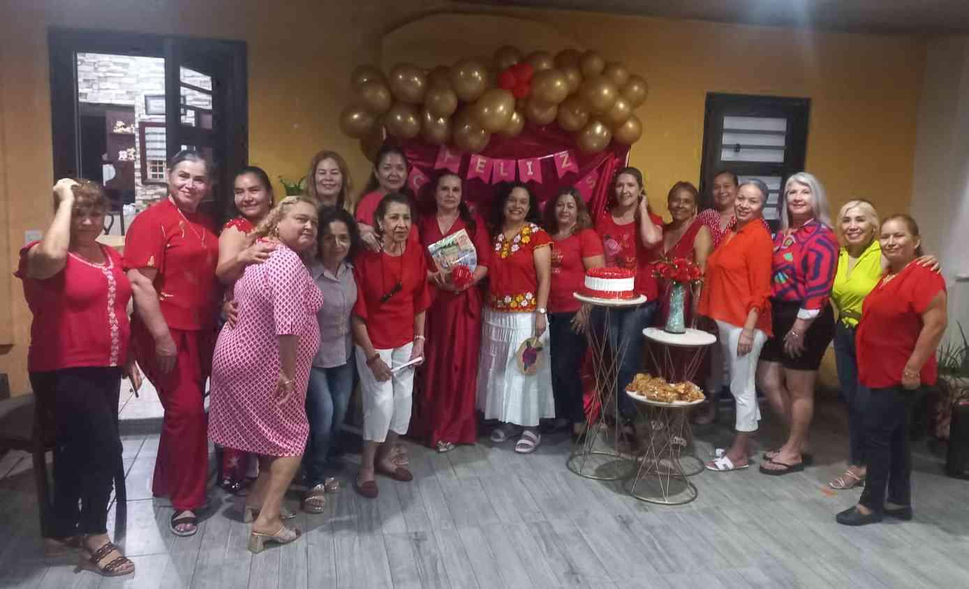 $!Una velada muy agradable pasaron entre amigas en honor a Rosa Isabel.
