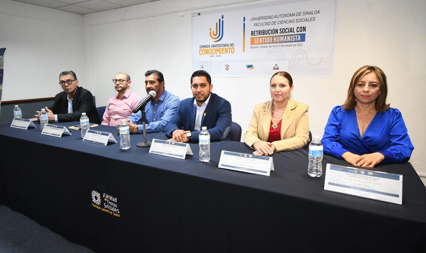 $!Organiza UAS Diplomado en Análisis Político en Mazatlán