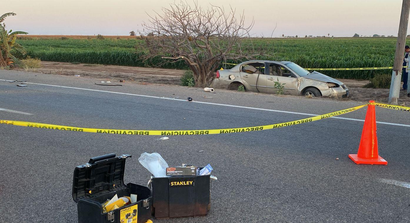 $!Los hermanos Carlos y Alexander perdieron la vida tras volcar su vehículo en la carretera de Altata, en Navolato