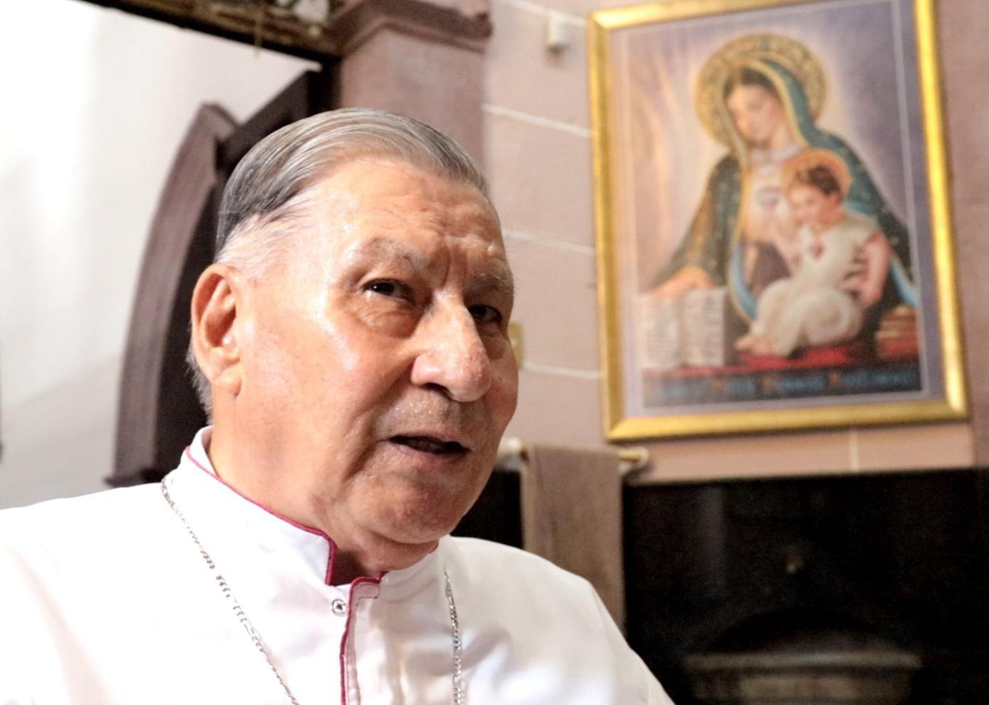 $!Llama Obispo de Mazatlán a honrar el legado de los padres