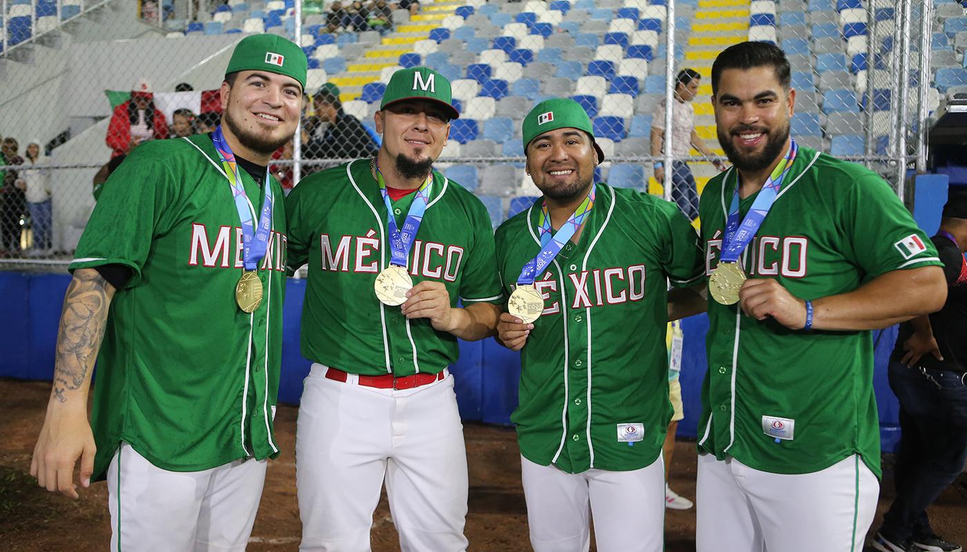 $!Ganar esta histórica medalla de oro es lo que le faltaba a México: Enrique Reyes