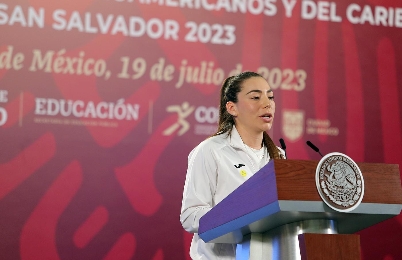 $!Entregan estímulos a atletas y entrenadores de Centroamericanos