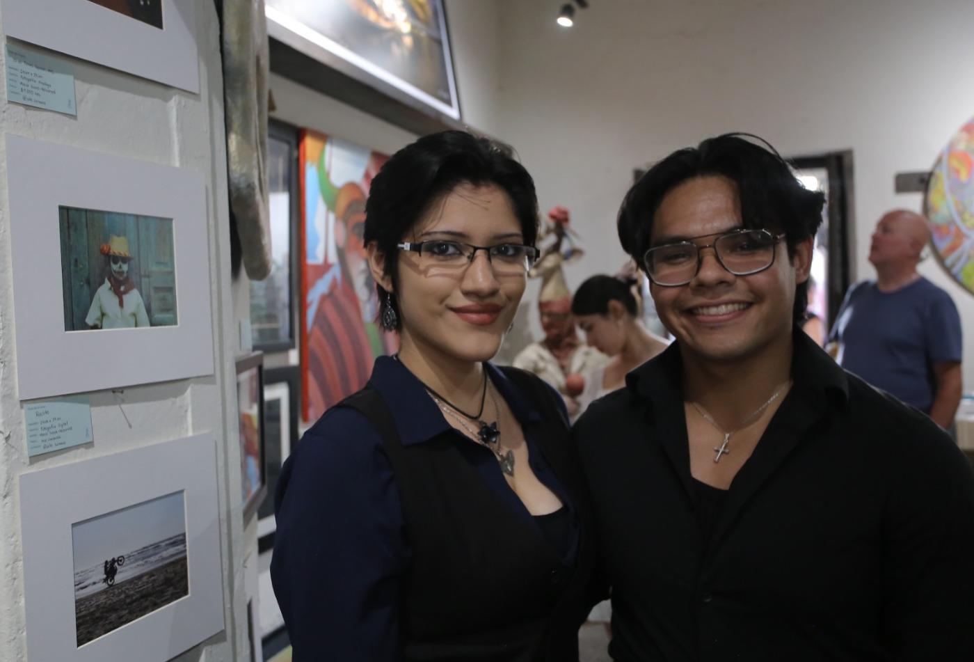 $!Victoria León y Thornton Ruiz.