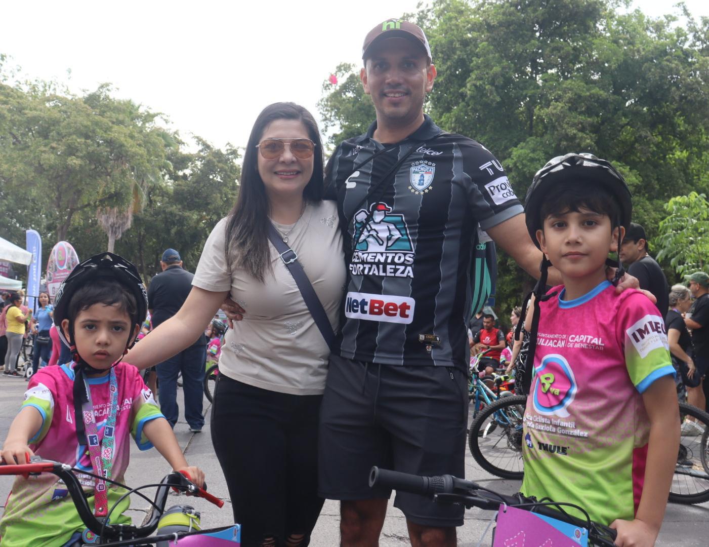 $!Compiten y se divierten en la carrera Clásica Infantil en Culiacán