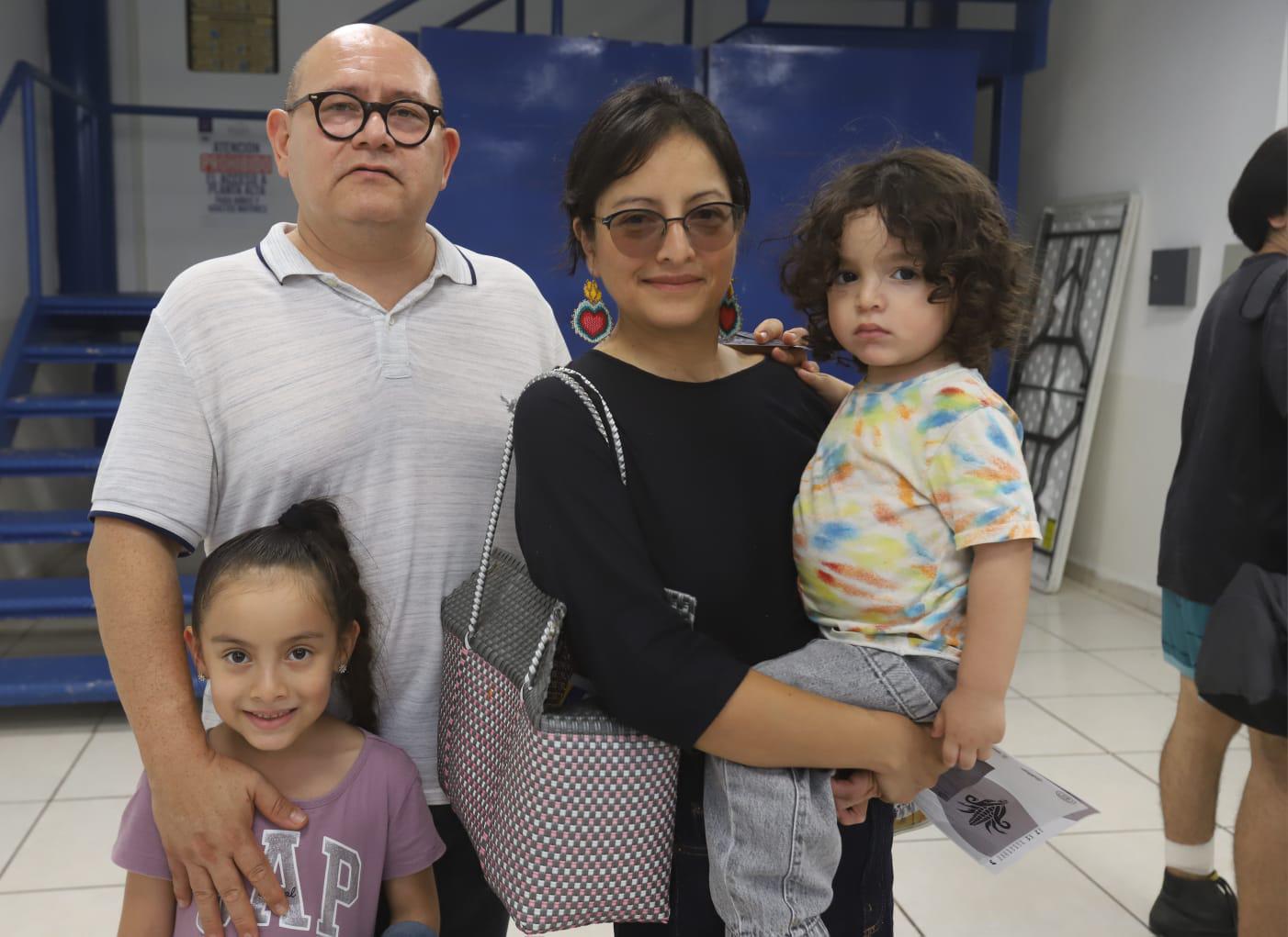 $!Familia Cruz Rosales.