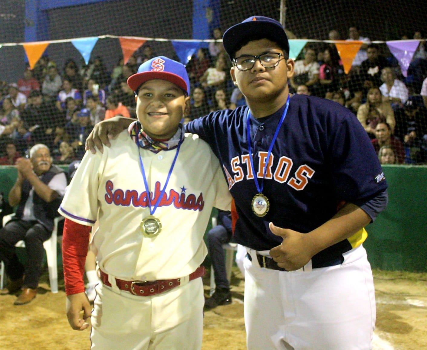 $!Liga Quintero Castañeda rompe récord de asistencia al ser inaugurada