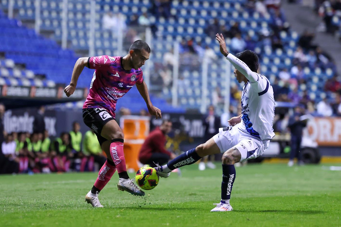 $!Mazatlán FC planta muro defensivo y derrota al Puebla para capturar su segundo triunfo consecutivo