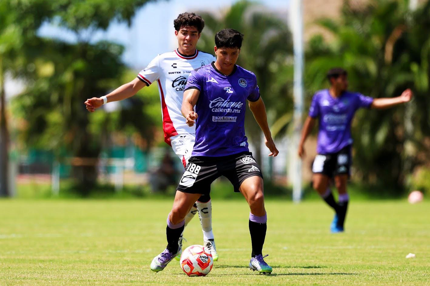 $!La Armería Sub 21 empató frente al Atlas en las juveniles