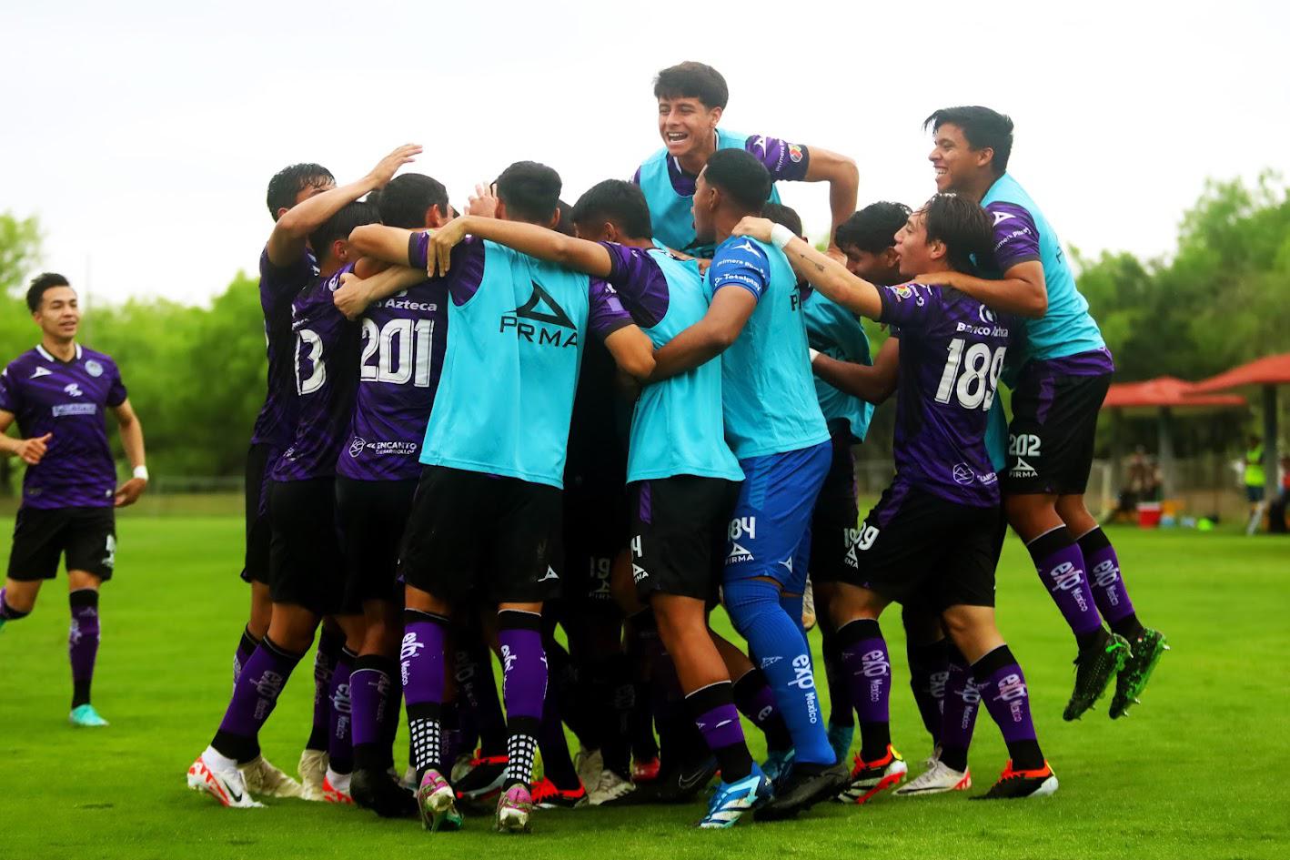 $!La Armería tuvo mañana redonda de triunfos ante Tigres