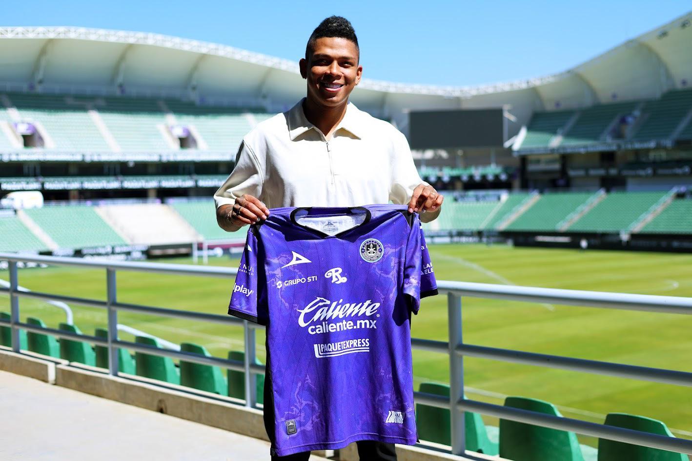 $!Mazatlán FC agrega profundidad a su delantera con la llegada de Billy Arce