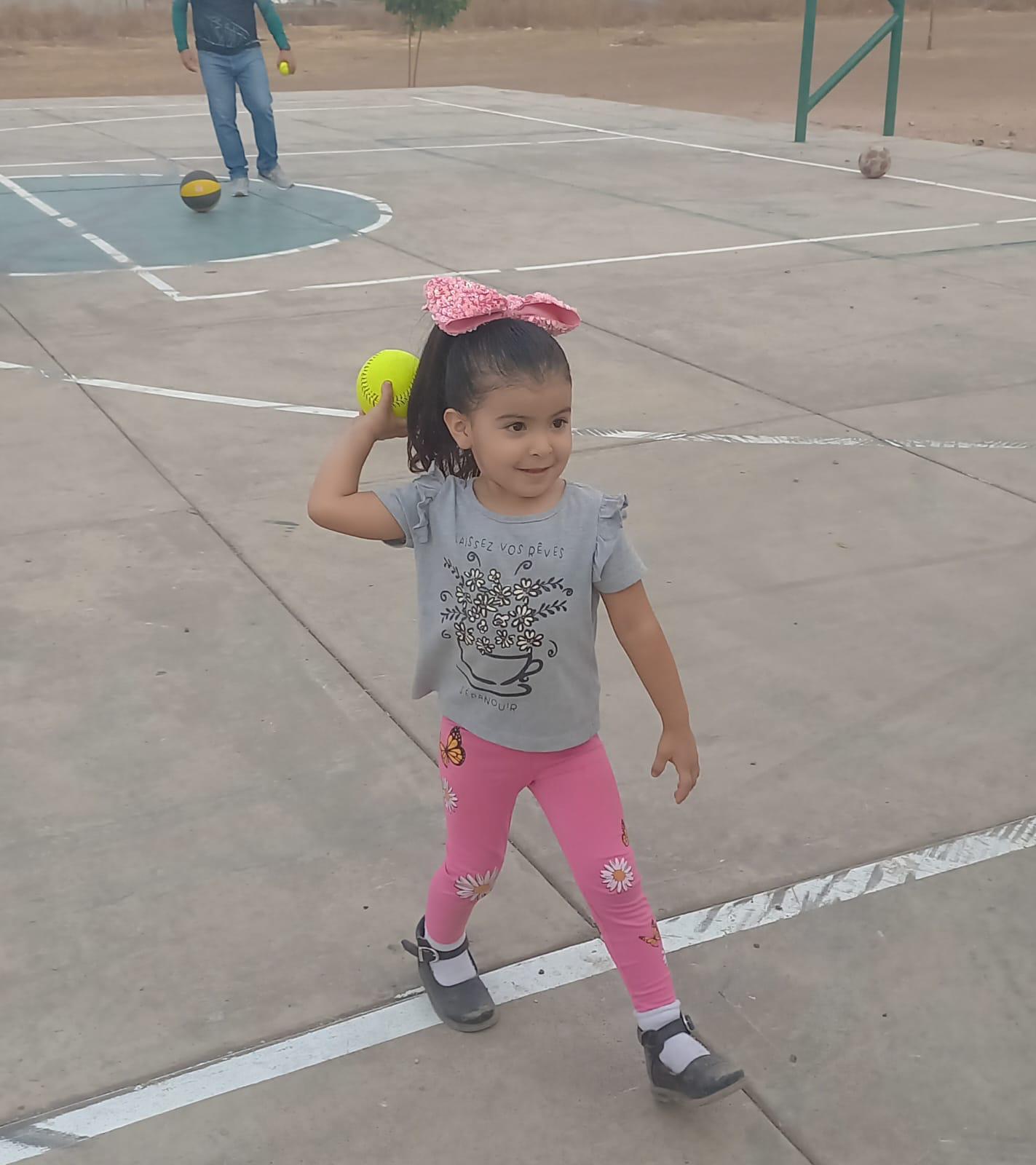 $!Disfrutan de una gran tarde familias de Carboneras con Jornada Deportiva