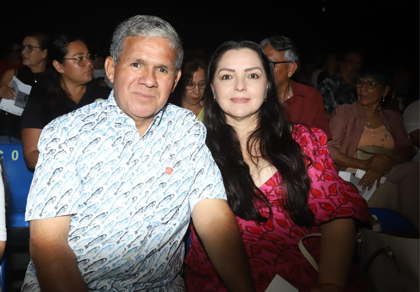 $!Jorge González y Verónica Lizárraga.