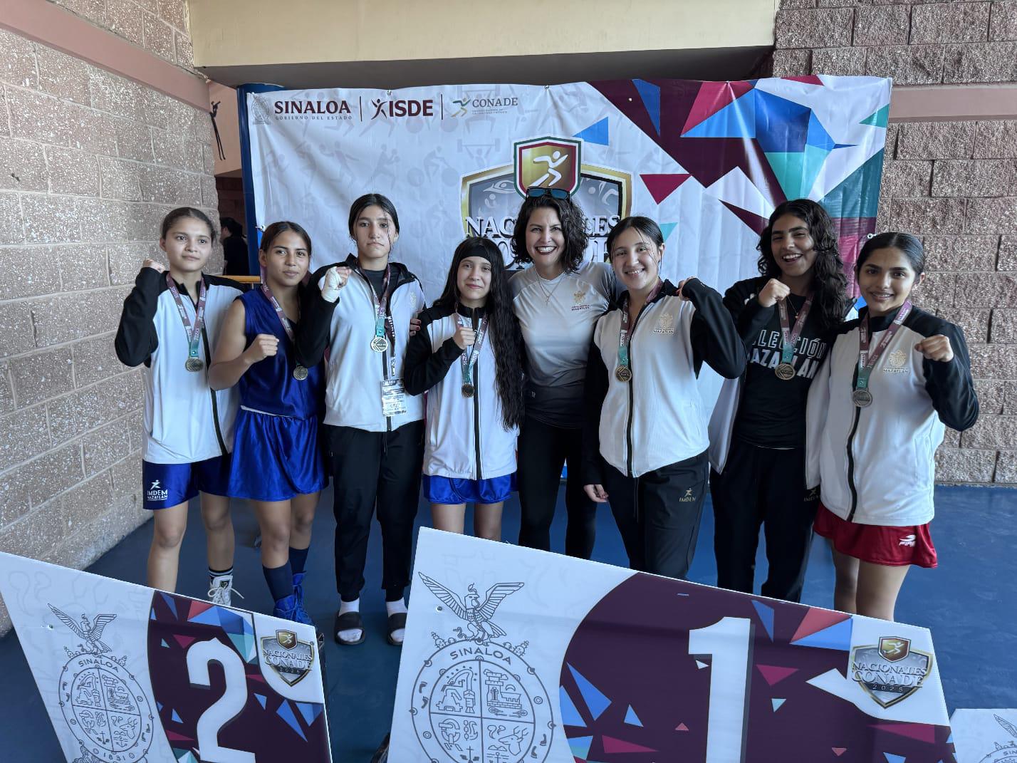 $!¡Se consagra Mazatlán bicampeón estatal en boxeo!
