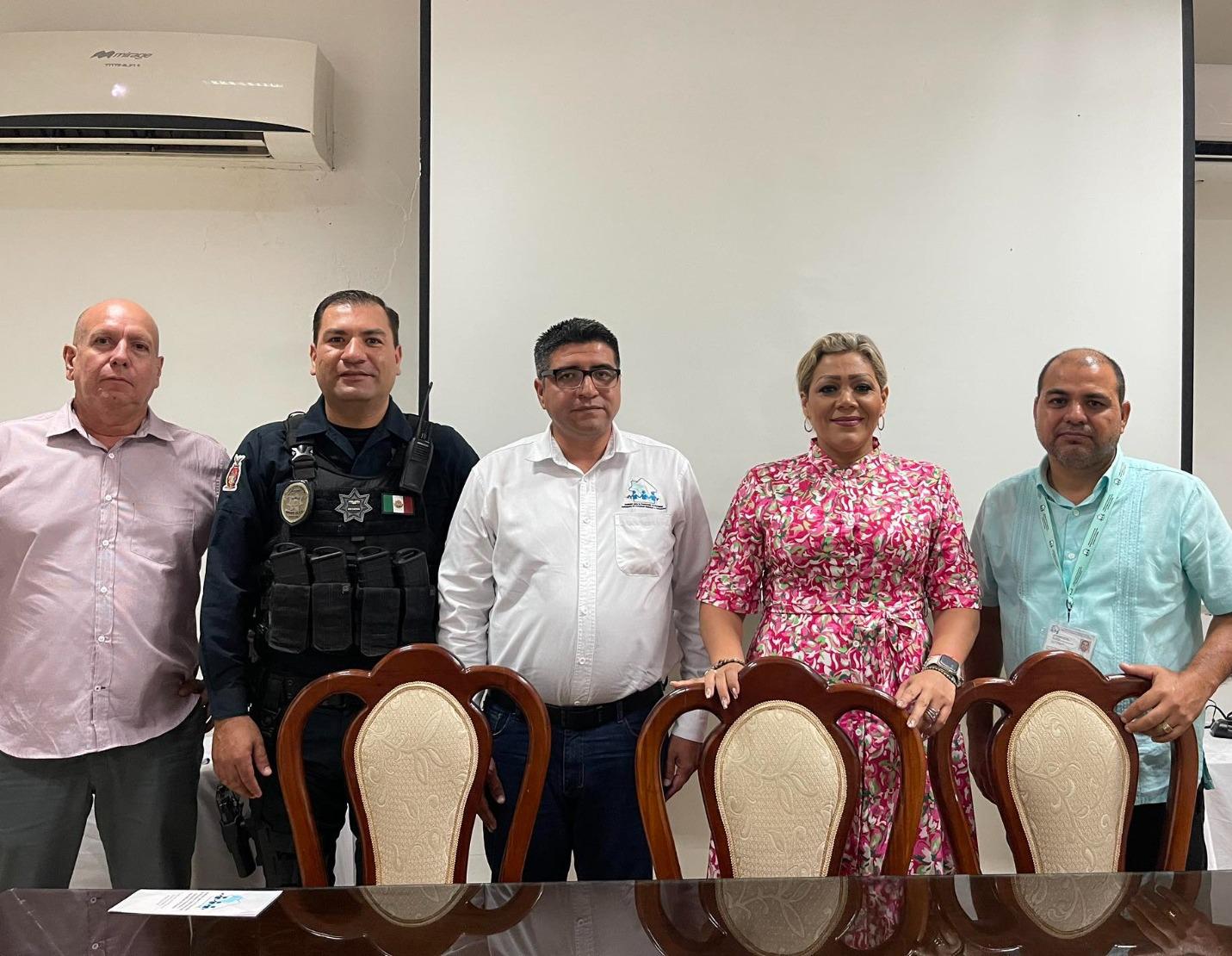 $!Capacitan a SSPyTM en temas de protección a periodistas y defensores de derechos humanos