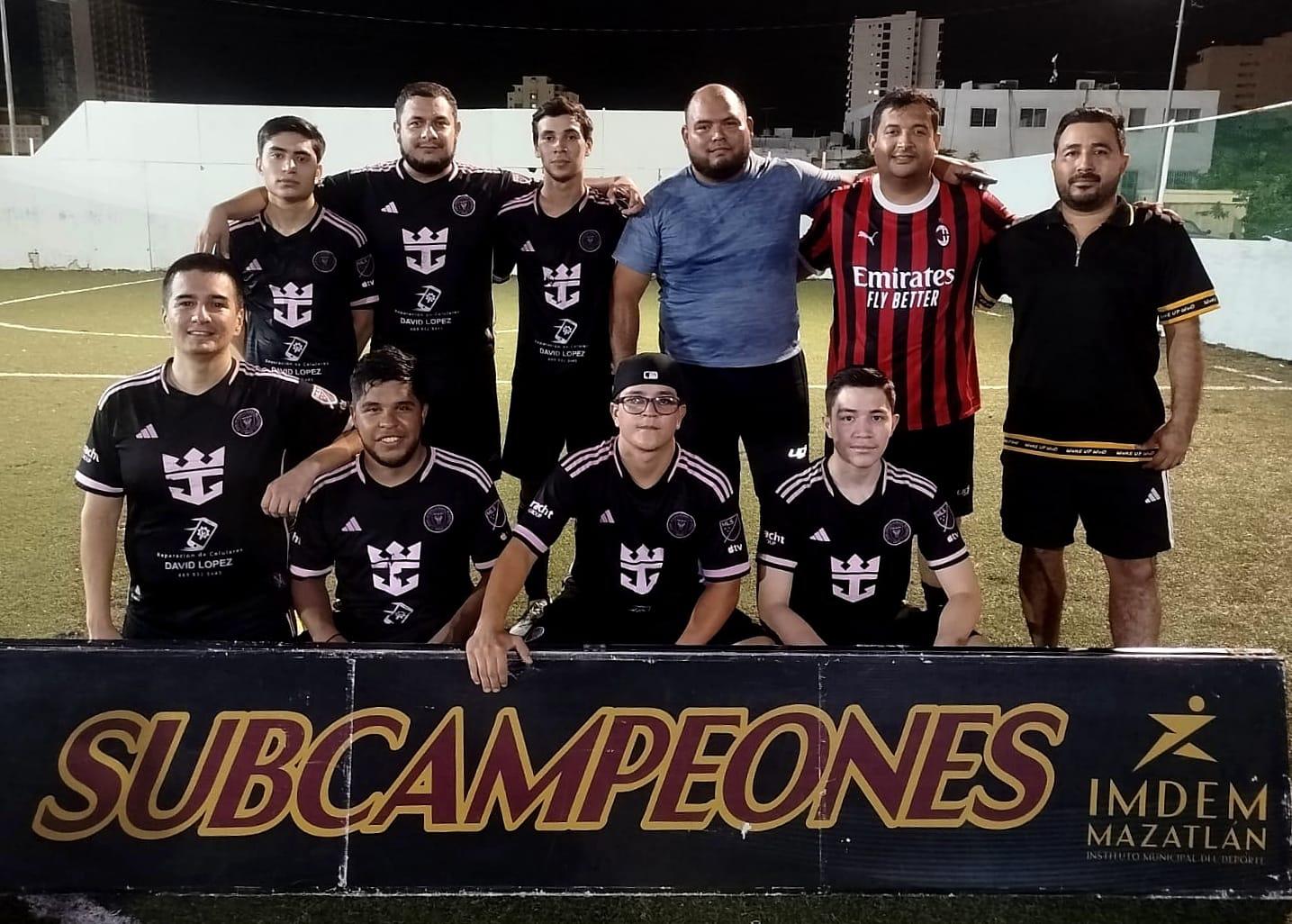 $!Se impone Ikai en Cefurmaz