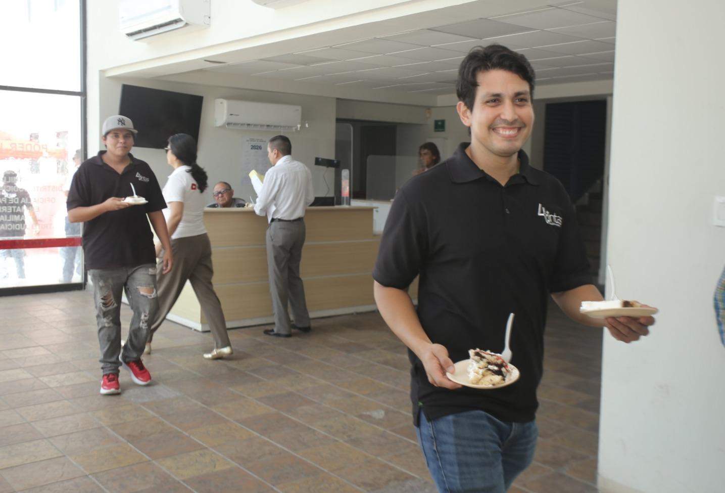 $!Noroeste comparte su 53 Aniversario con los mazatlecos