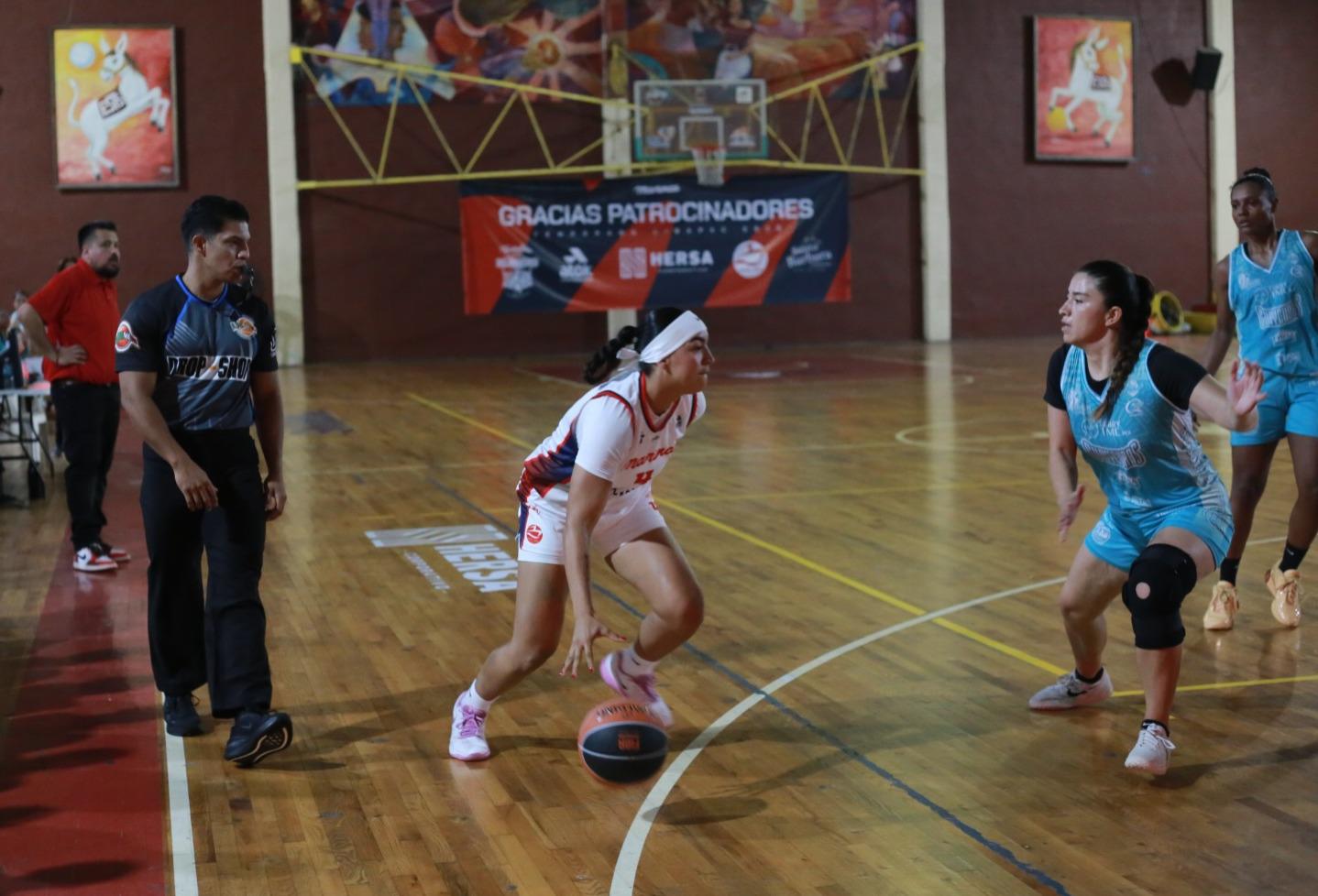 $!Marinas Basketball deja escapar la victoria y Guaycuras se queda con la serie en Mazatlán