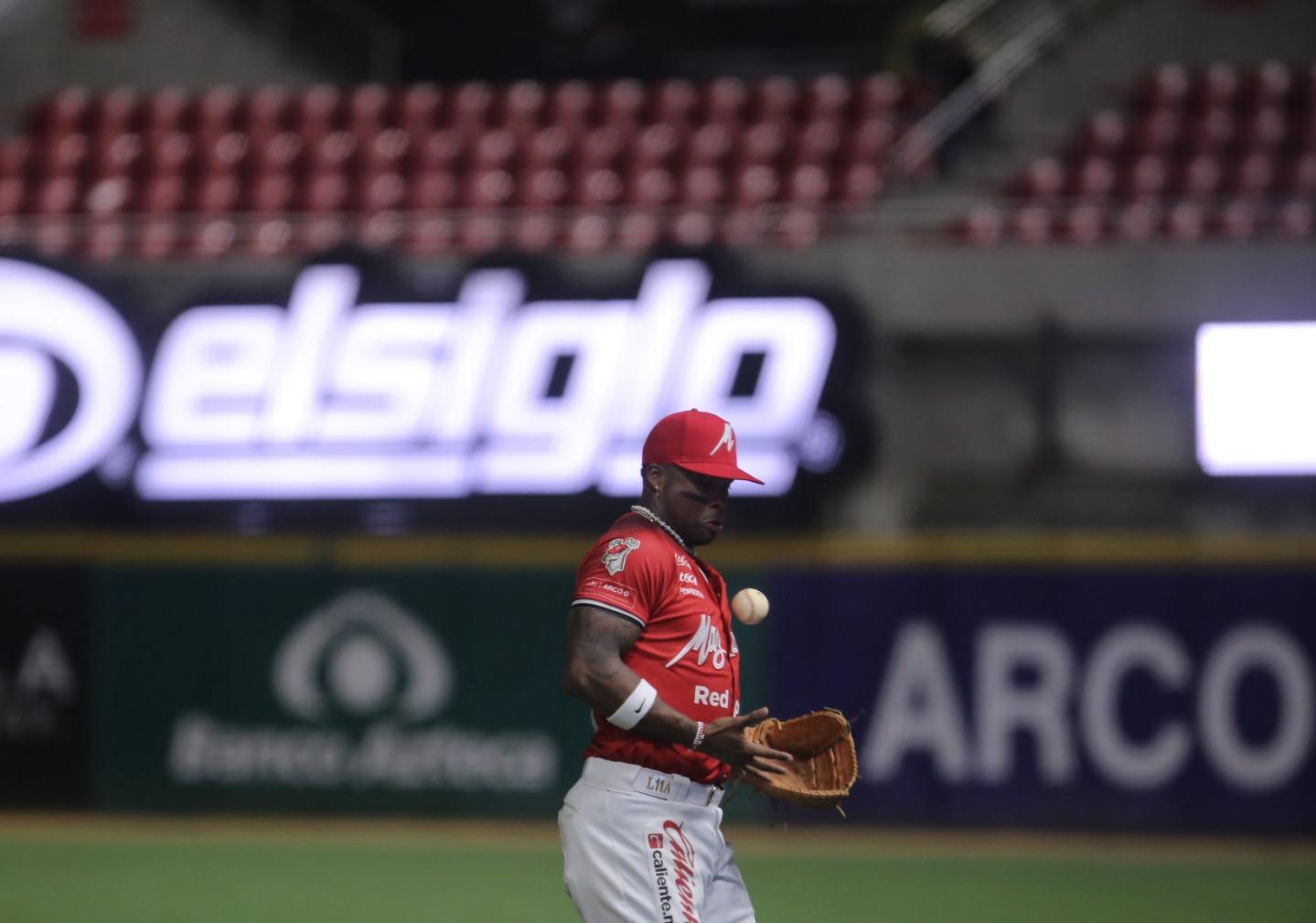 $!Kingham rompe maleficio y enfila a Venados llevarse primero de la serie ante Sultanes