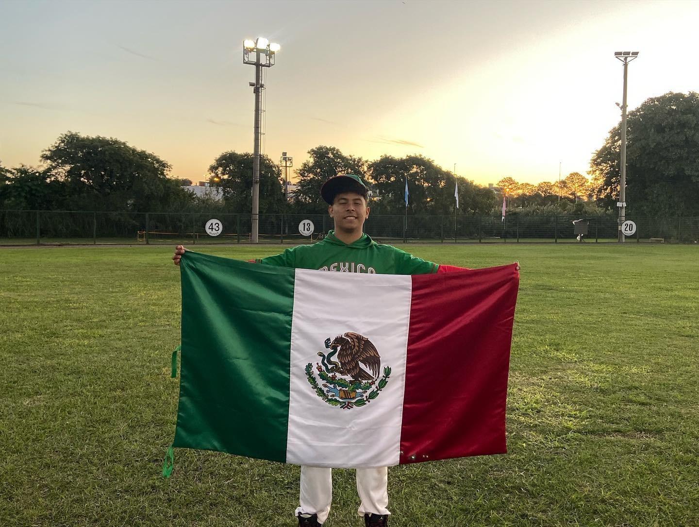 $!Sinaloenses conquistan oro en Argentina en Panamericano U23 de softbol