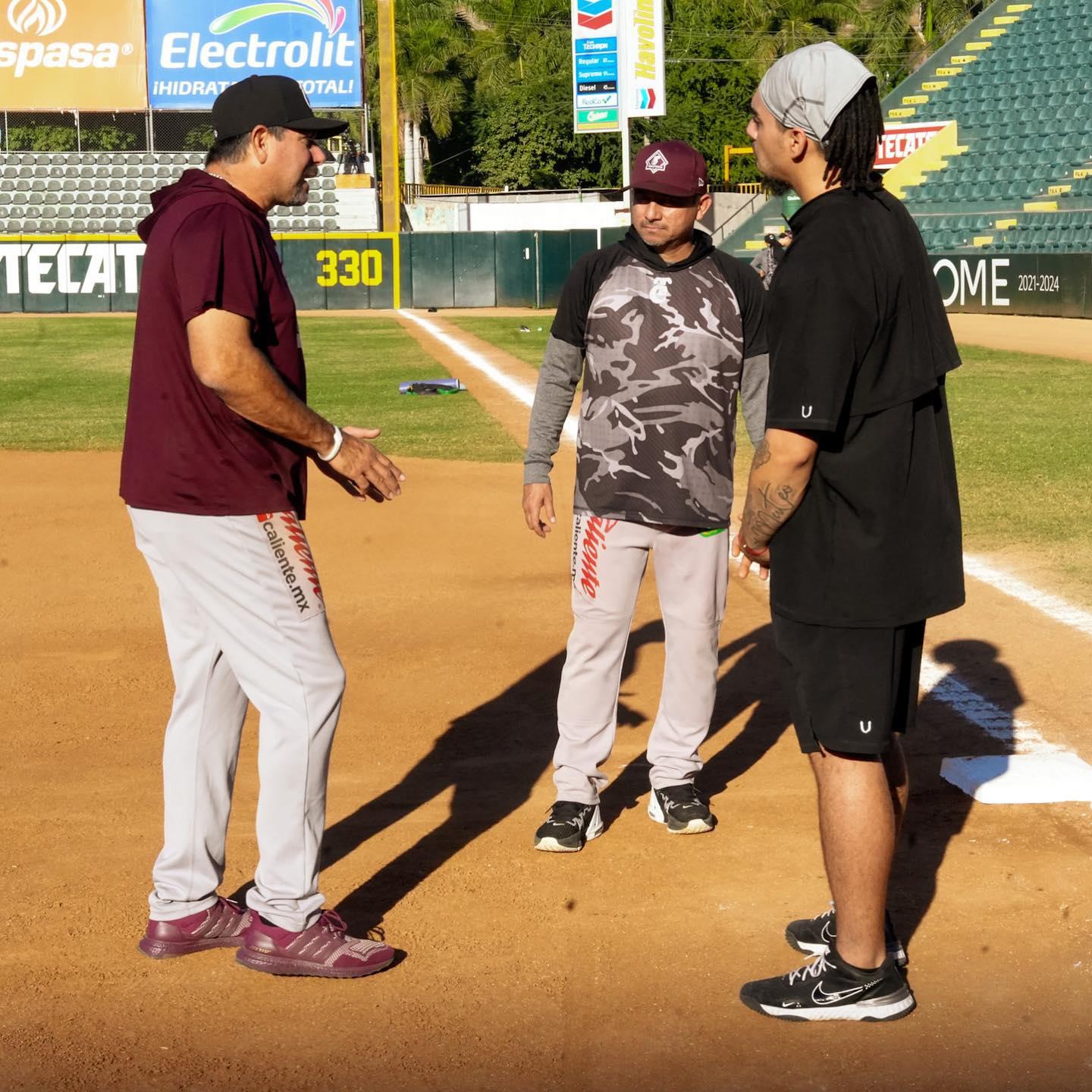 $!Tomateros de Culiacán recibe este martes a Águilas de Mexicali en busca de mantener sus aspiraciones