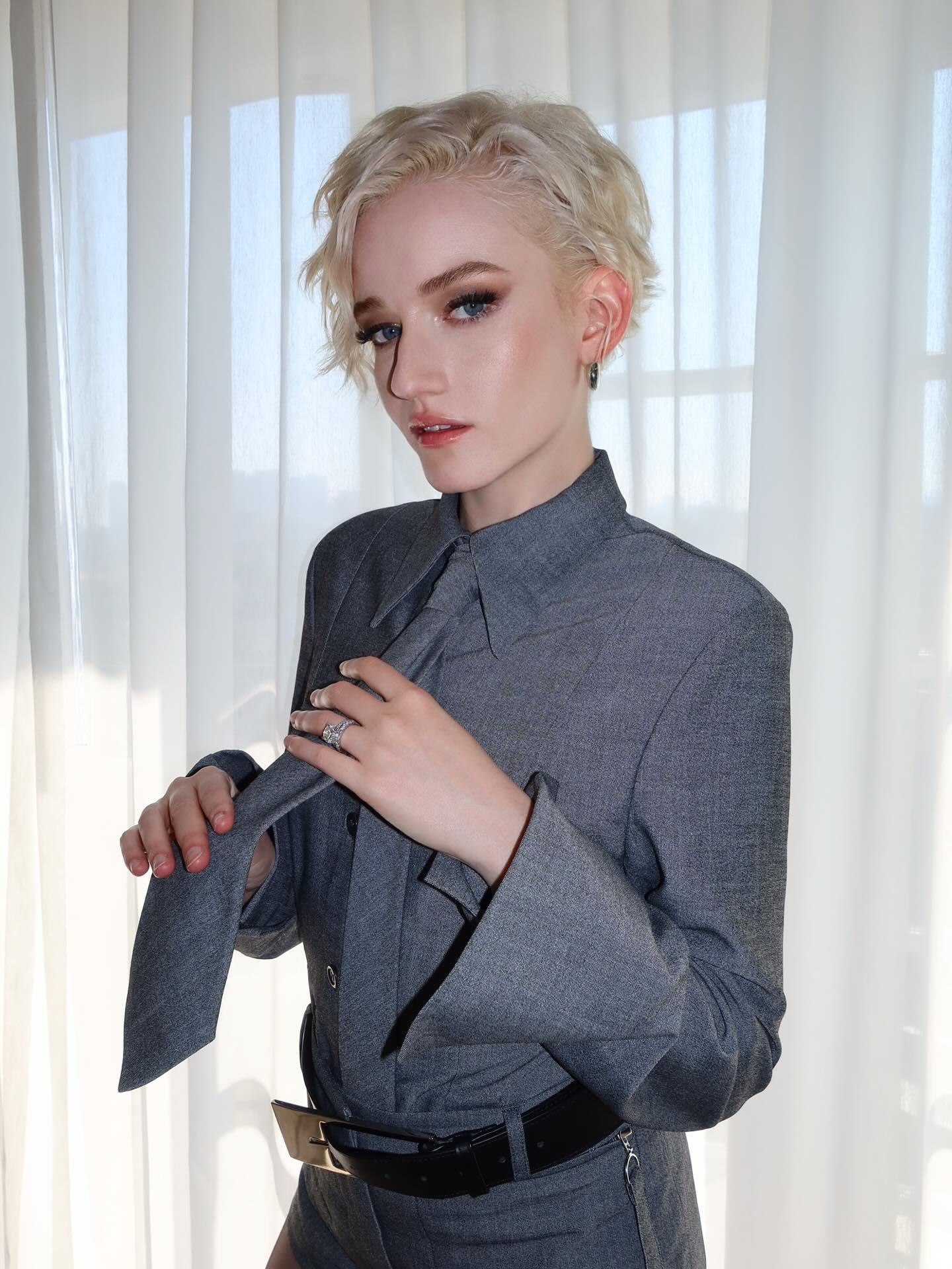 $!Julia Garner.