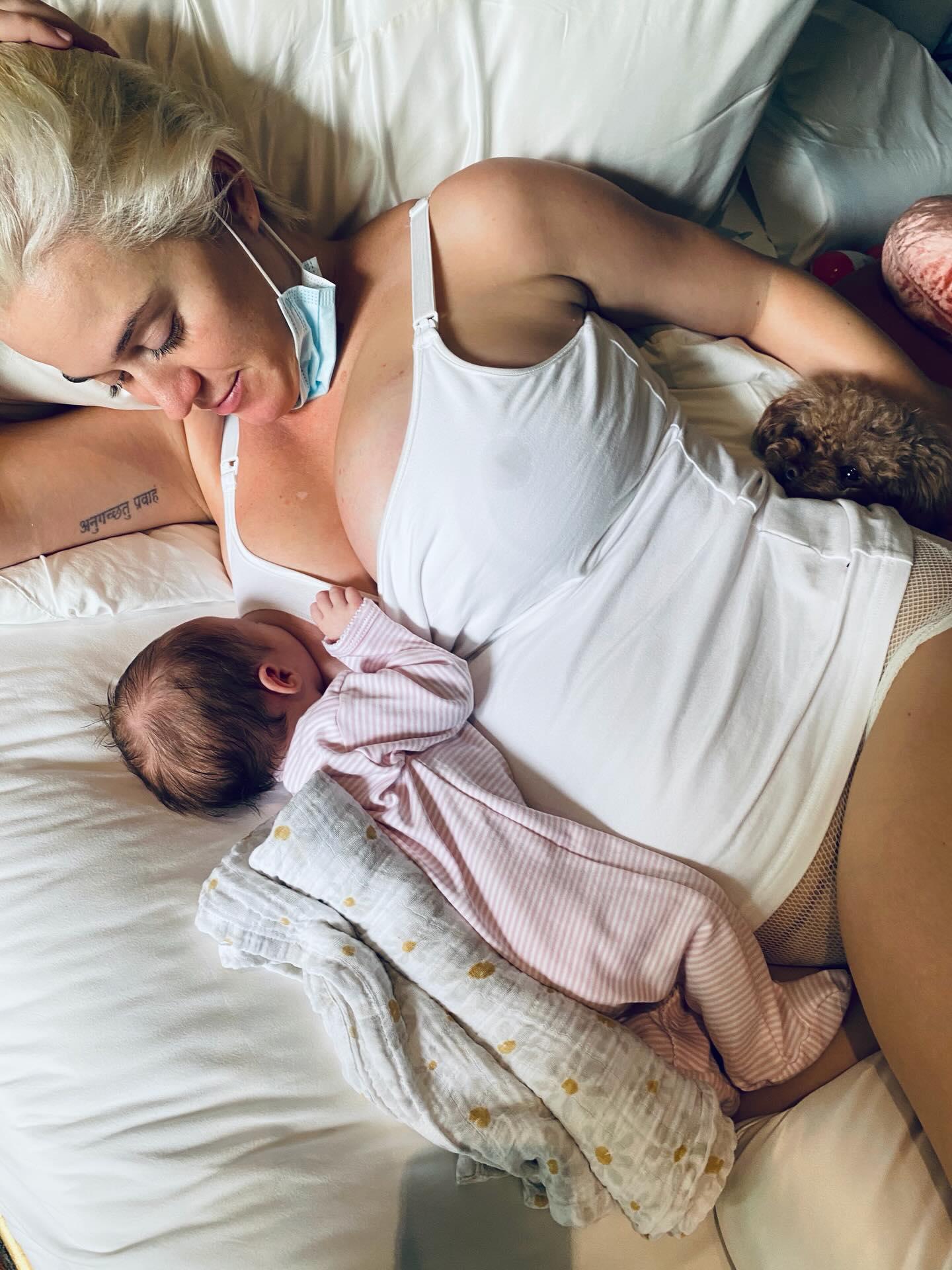 $!Katy Perry con su hija Daisy.