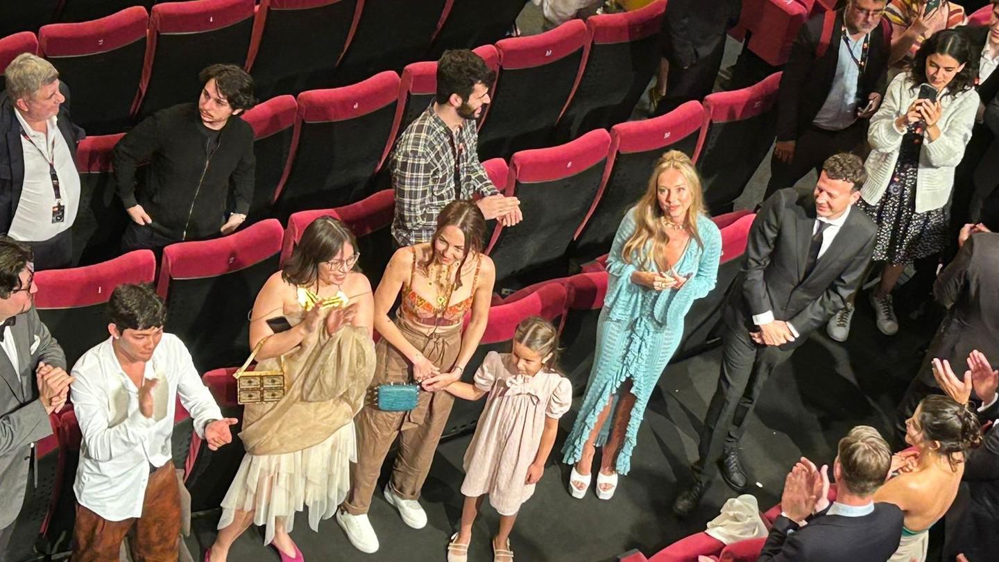 $!Ovacionan a Amat Escalante en Cannes por ‘Perdidos en la noche’