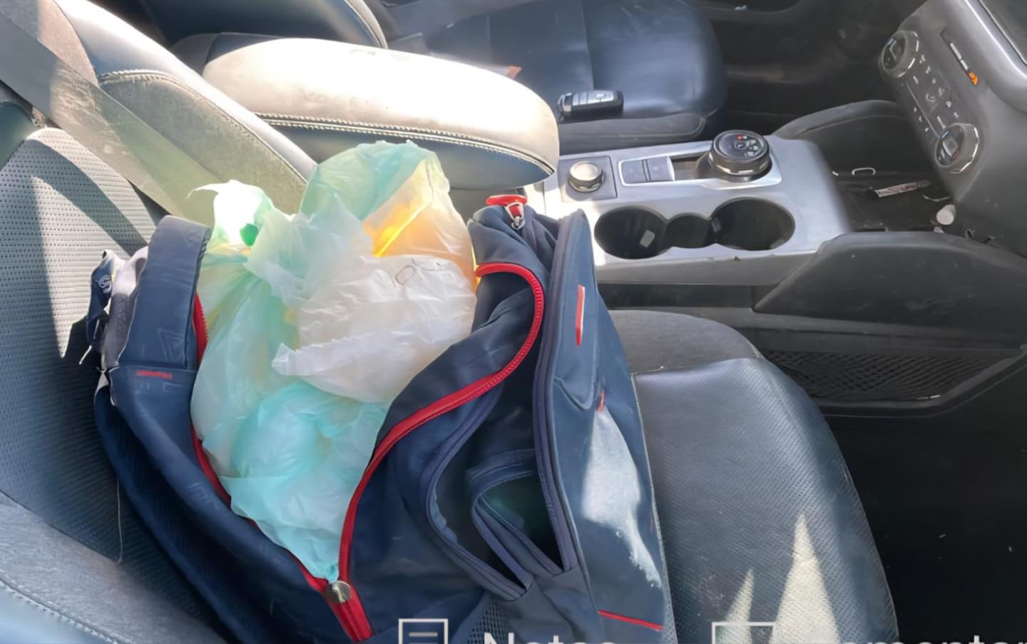 $!Ejército Mexicano asegura droga, vehículos y equipo táctico en Choix